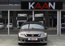 Honda Civic 1.6i VTEC Eco Elegance 2015