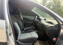 ÖZCAN OTOMOTİV‘den 2004 MODEL PEUGEOT 206++