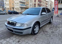 Öz Burak Güvencesi̇yle Skoda Octavia