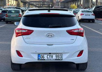 CEYLİN OTOMOTİVDEN 2015 MODEL DEĞİŞENSİZ DİZEL OTOMATİK İ30