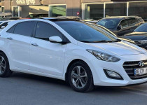 CEYLİN OTOMOTİVDEN 2015 MODEL DEĞİŞENSİZ DİZEL OTOMATİK İ30