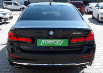 BMW 520i SEDAN LCI 1.6 170 LUXURY LINE