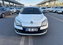 CEYLİN OTOMOTİVDEN 2012 MODEL DEĞİŞENSİZ MASRAFSIZ MEGANE 3