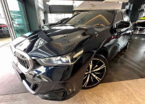 VİP OTO‘ DAN 2024 5.20i M-SPORT HEAD+KEYLESGO+H.CARDON+LASER+360