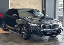 VİP OTO‘ DAN 2024 5.20i M-SPORT HEAD+KEYLESGO+H.CARDON+LASER+360