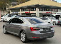 Sıfır Gibi-2022 Skoda SuperB 1.5 TSI Prestige - 6001 KM++