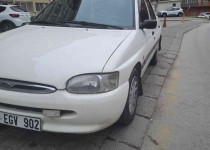 Yeni Muayne Değişensiz Ford Escort