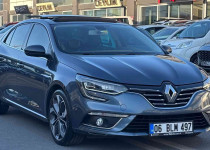 CEYLİN OTOMOTİVDEN 2019 MODEL DEĞİŞENSİZ CAMTAVANLI MEGANE 4