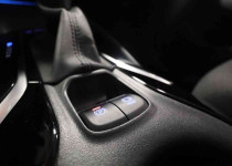 TOYOTA COROLLA 1.8 HYBRID FLAME X-PACK E-CVT