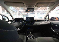TOYOTA COROLLA 1.8 HYBRID FLAME X-PACK E-CVT