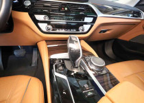 BMW 520i SEDAN LCI 1.6 170 LUXURY LINE++