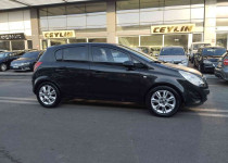 CEYLİN OTOMOTİVDEN 2012 MODEL BENZİNLİ OTOMATİK 2. ELDEN CORSA++