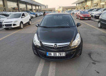 CEYLİN OTOMOTİVDEN 2012 MODEL BENZİNLİ OTOMATİK 2. ELDEN CORSA++