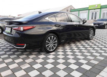 LEXUS ES 300H BUSINESS PLUS E-CVT