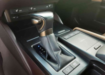 LEXUS ES 300H BUSINESS PLUS E-CVT