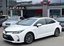 GÜZEL OTOMOTİV‘DEN*2021*SUNROOF*BOYASIZ*COROLLA*FLAME X-PACK