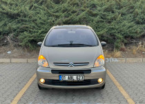 2006 MODEL XSARA 2.0 PİCASSO CAM TAVANLI DİZEL MANUEL VİTES””