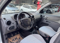 2004 FORD FUSHİON 1.4 TDCİ COMFORT İÇİ BEJ RENK HATASIZ