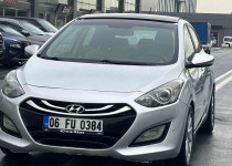 CEYLİN OTOMOTİVDEN 2013 MODEL DEĞİŞENSİZ CAM TAVANLI HYUNDAİ İ30