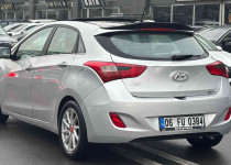 CEYLİN OTOMOTİVDEN 2013 MODEL DEĞİŞENSİZ CAM TAVANLI HYUNDAİ İ30
