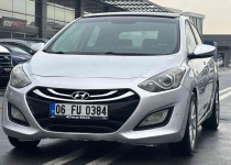 CEYLİN OTOMOTİVDEN 2013 MODEL DEĞİŞENSİZ CAM TAVANLI HYUNDAİ İ30
