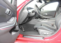 BMW 320İ M SPORT 50.YIL HEDAP M3 KOL-OTONOM-LAZER 19JNT %20 KDV