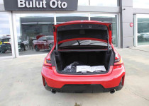 BMW 320İ M SPORT 50.YIL HEDAP M3 KOL-OTONOM-LAZER 19JNT %20 KDV