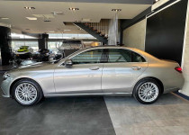 VİP OTO‘ DAN E 200 d BURMESTER/VAKUM/E BAGAJ/COMMAND/ÇİFT NAVİ++