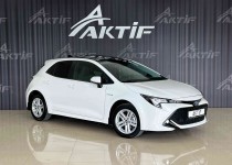 Akti̇f 2020 Corolla Hatchback 1.8 Hybri̇d Cam Tavan Beyaz Hatasiz