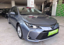 TOYOTA COROLLA 1.8 HYBRID DREAM E-CVT