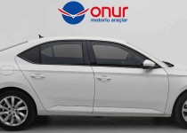 2017 SUPERB 1.6 TDI DSG COMFORT HATASIZ 141.000KMDE