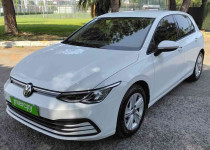 VOLKSWAGEN GOLF 1.0 eTSI 110 DSG LIFE