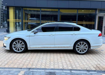 Cihat otomotivden 2016 model Passat hingline