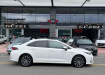 GÜZEL OTOMOTİV‘DEN*2021*SUNROOF*BOYASIZ*COROLLA*FLAME X-PACK