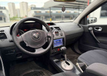 2004 MEGANE 2 DYNMAMİQUE OTOMATİK VİTES CAM TAVAN””