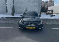 SİYAH İNCİ MERCEDES C180 AMG 7G-Tronic