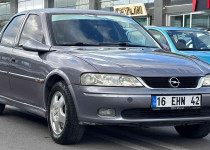CEYLİN OTOMOTİVDEN 2001 MODEL DEĞİŞENSİZ MASRAFSIZ OPEL VECTRA