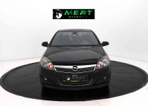Mert Otomoti̇v‘den 2011Opel Astra Sedan 1.6 Enjoy 111.Yil Lpg‘li̇**
