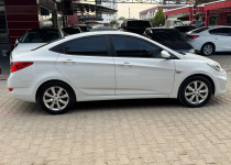 2017+ACCENT BLUE+1.4 MODE PLUS+OTOMATİC+SADECE 90.000 KM DEDİR