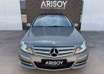 Arisoy‘dan 2011 Mercedes C180 1.8 7 İleri̇ Makyajli Kasa