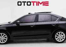 2015 OCTAVİA 1.6 TDI STYLE CR CAM TAVAN HATASIZ BOYASIZ OTOMATİK++