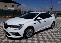 RENAULT MEGANE SEDAN JOY 1.3 TCE EDC 140 FAZ2
