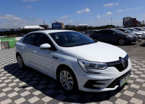 RENAULT MEGANE SEDAN JOY 1.3 TCE EDC 140 FAZ2