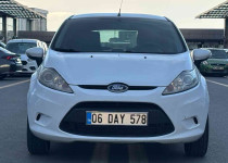 CEYLİN OTOMOTİVDEN 2012 MODEL BENZİN LPGLİ OTOMATİK FORD FİESTA