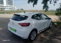 RENAULT CLIO TOUCH 1.0 TCE X-TRONIC 90