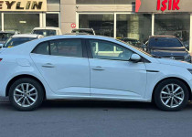 CEYLİN OTOMOTİVDEN 2017 MODEL DEĞİŞENSİZ MASRAFSIZ MEGANE 4