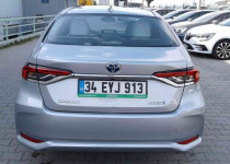 TOYOTA COROLLA 1.8 HYBRID DREAM E-CVT