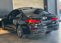 VİP OTO‘ DAN 2023 520i 5 BÖLGE/HARMAN/OTONOM/4 K ISITMA/VAKUM