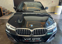 VİP OTO‘ DAN 2023 520i 5 BÖLGE/HARMAN/OTONOM/4 K ISITMA/VAKUM