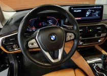 BMW 520i SEDAN LCI 1.6 170 LUXURY LINE++